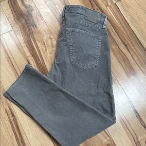 listing-status-banner